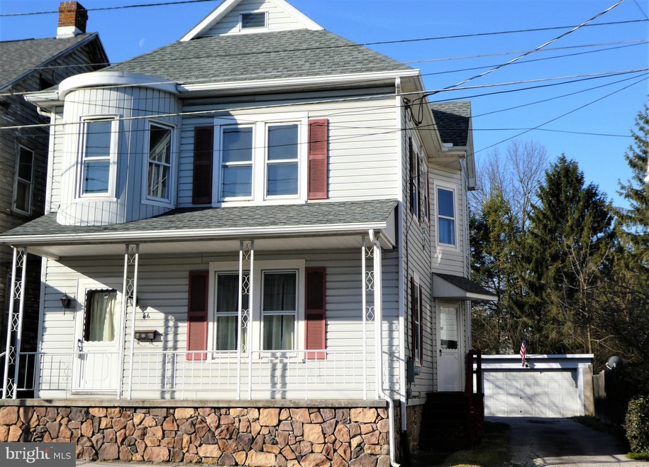 46 N Queen St, Littlestown, PA 17340 - photo 1