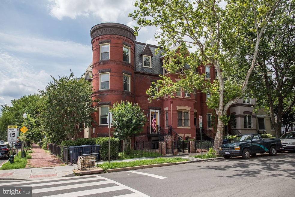 1100 7th St NE unit 5, Washington, DC 20002 - photo 1