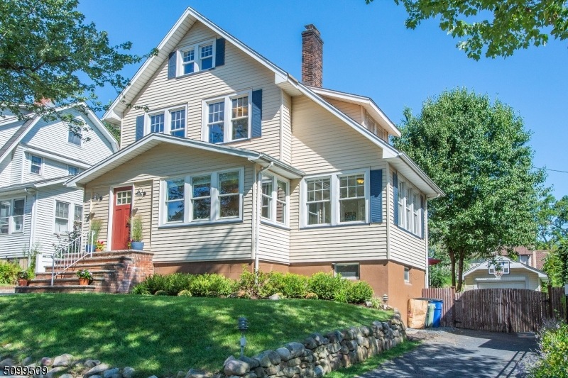 87 Yantecaw Ave, Glen Ridge, NJ 07028 - photo 1