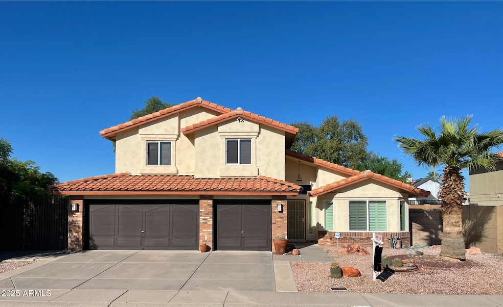 RV Parking, 3 car garage