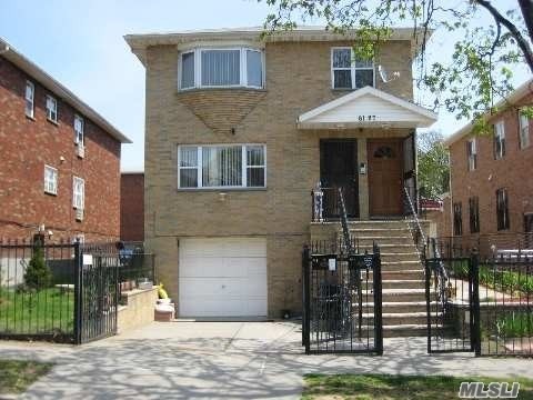 6127 136th St unit 2Fl, Flushing, NY 11367 - photo 1