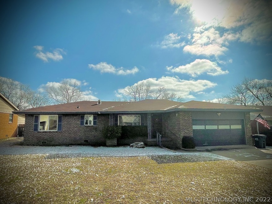 715 W 22nd St, Ada, OK 74820 - photo 1