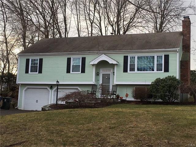 24 Arden Rd, Trumbull, CT 06611 - photo 1