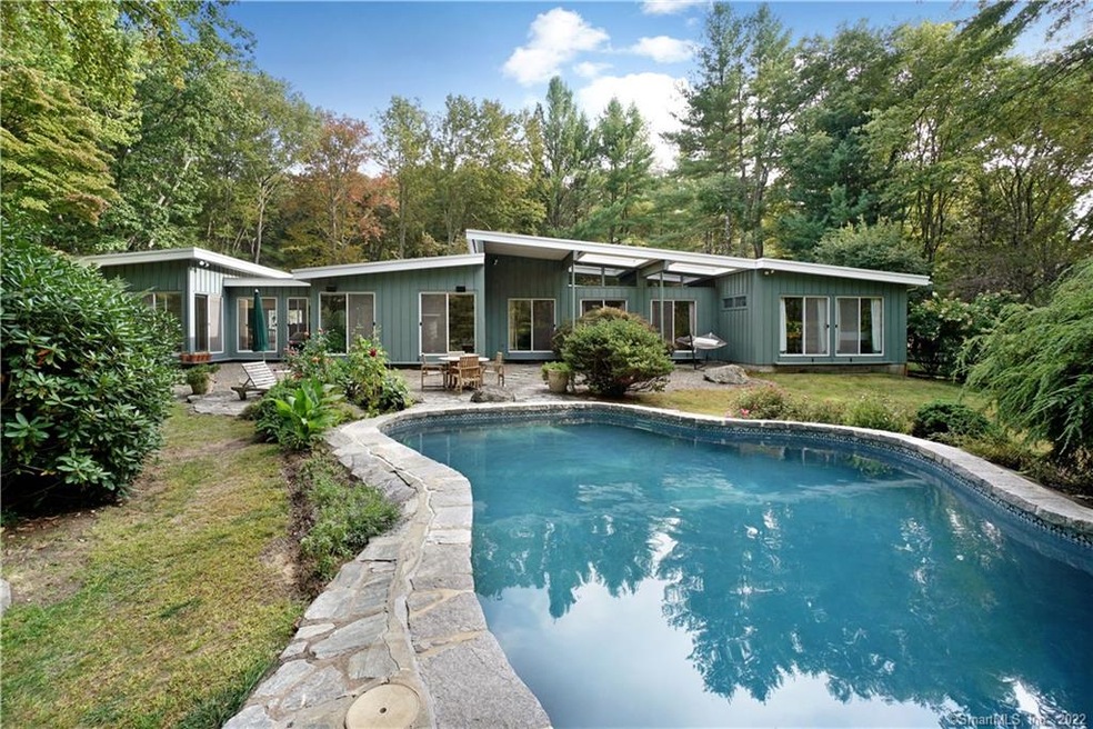 New salt-water guninte pool.