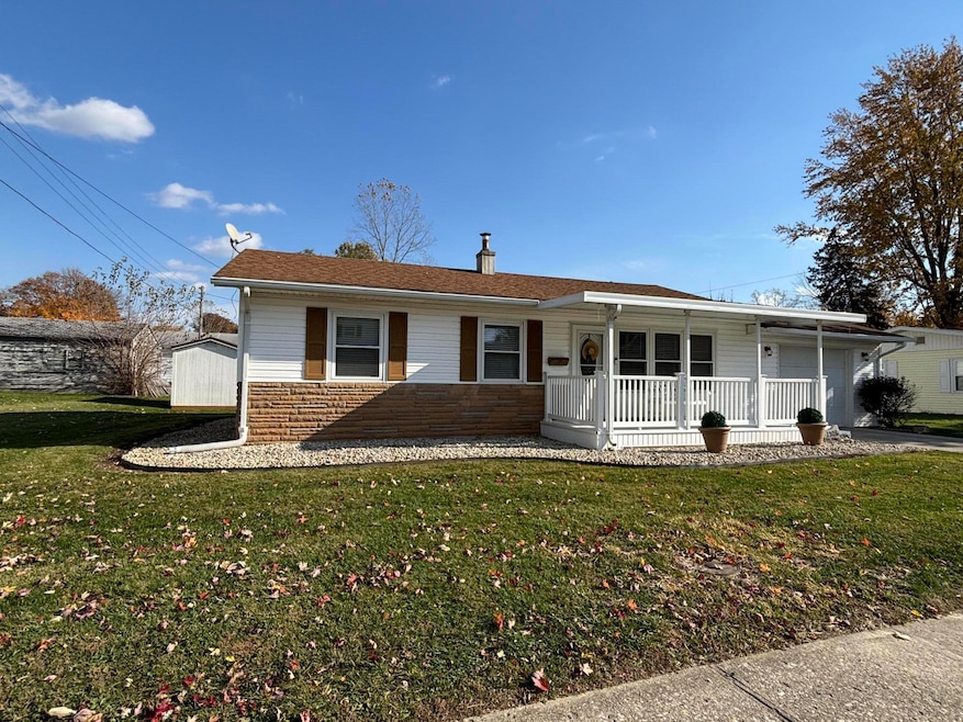 1305 Wright St, Bellefontaine, OH 43311 - photo 1