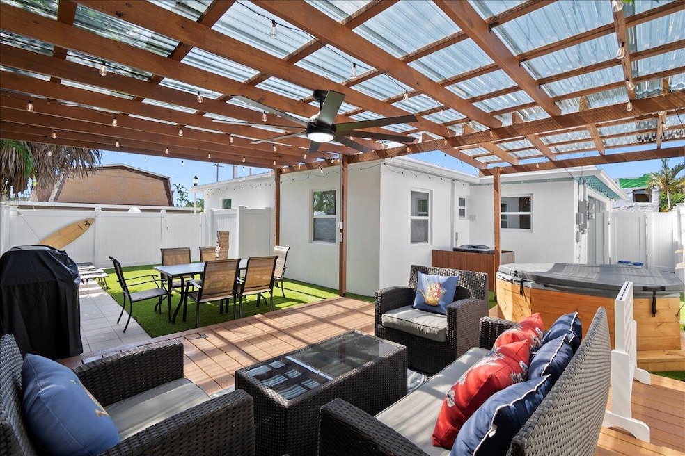 2741 Parker Ave, West Palm Beach, FL 33405 - photo 1