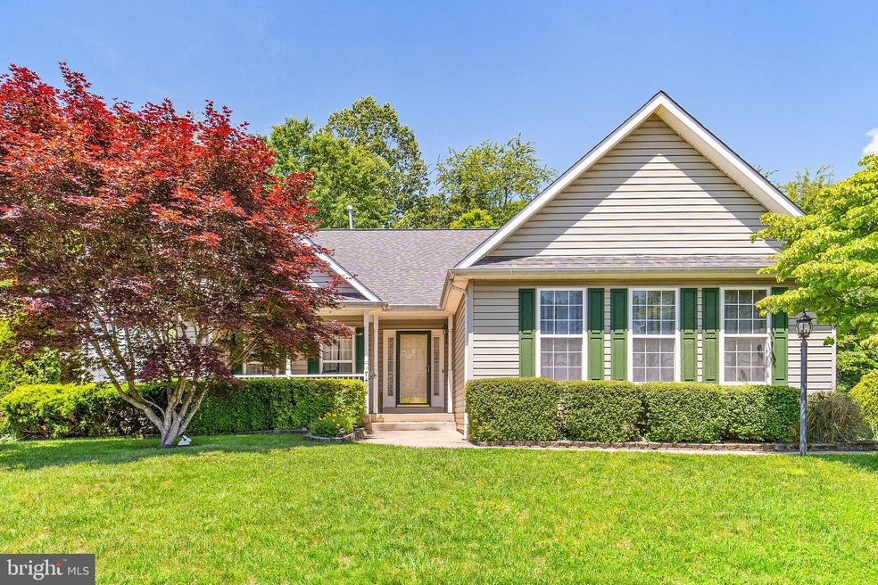 7494 Admiral Nelson Dr, Warrenton, VA 20186 - photo 1