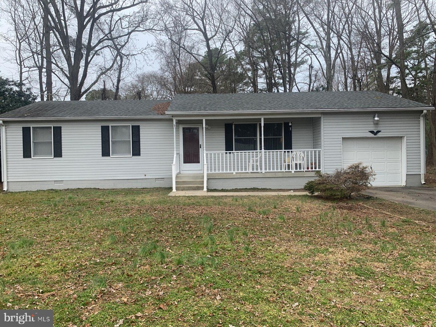 29741 Wilson Rd, Mechanicsville, MD 20659 - photo 1