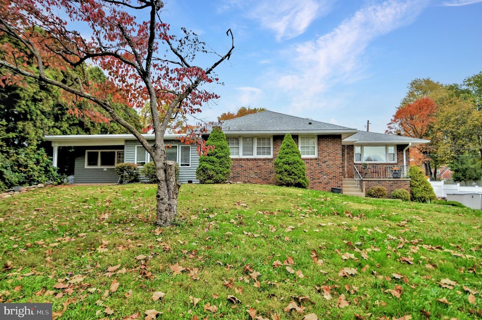 50 Lafayette Dr, Phoenixville, PA 19460 - photo 1