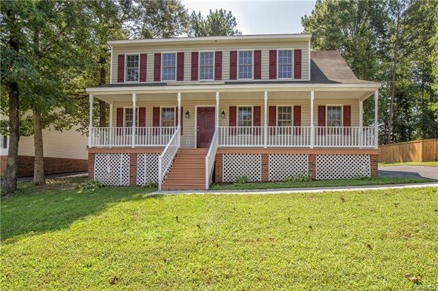 Front with full country porch