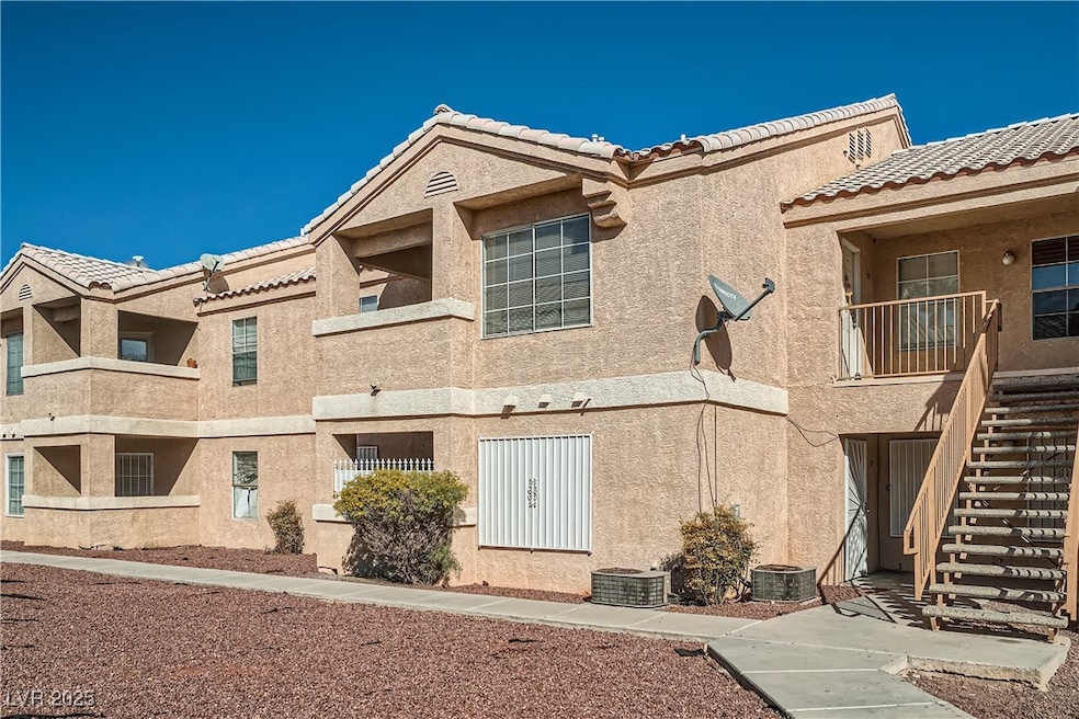 1830 N Pecos Rd unit 137, Las Vegas, NV 89115 - photo 1