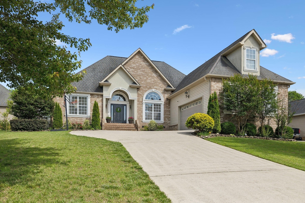 2-web-or-mls-7579 Nightfall Cir - 002