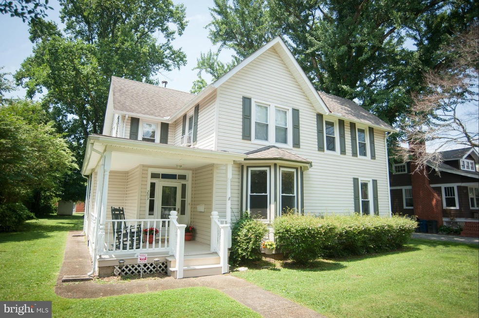 203 Chesterfield Ave, Centreville, MD 21617 - photo 1
