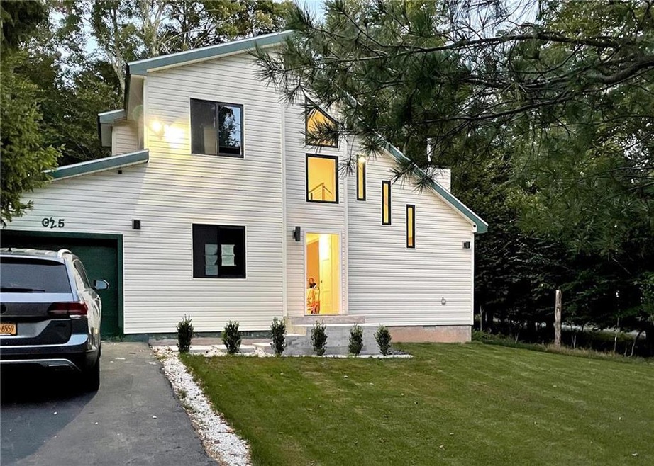 1155 Country Place Dr, Tobyhanna, PA 18466 - photo 1