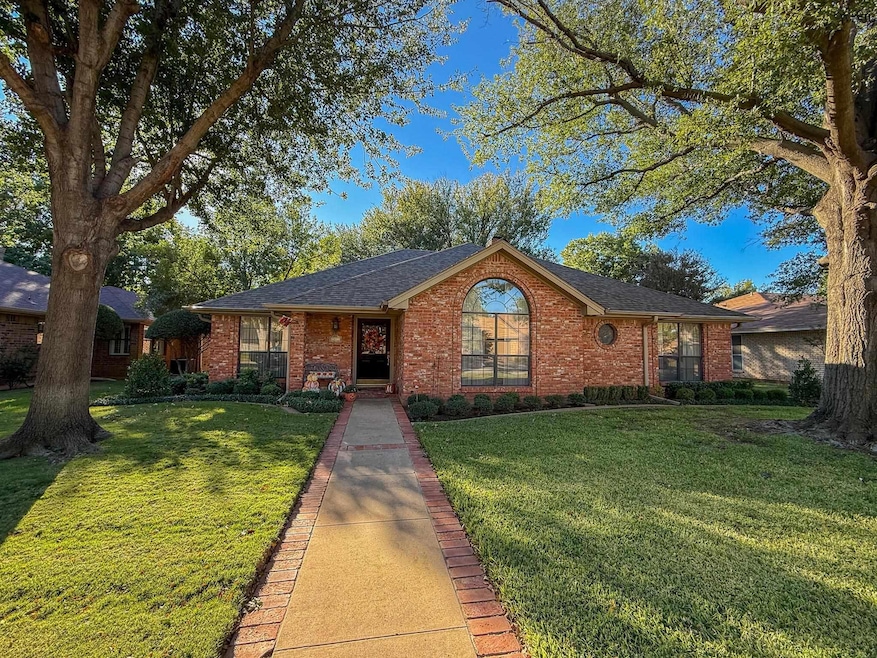 Under Contract $322,900