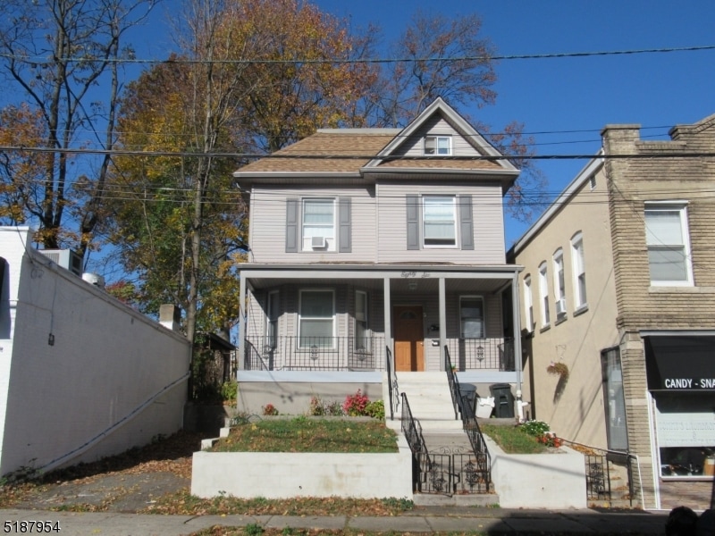 86 Maple Ave, Montclair, NJ 07042 - photo 1