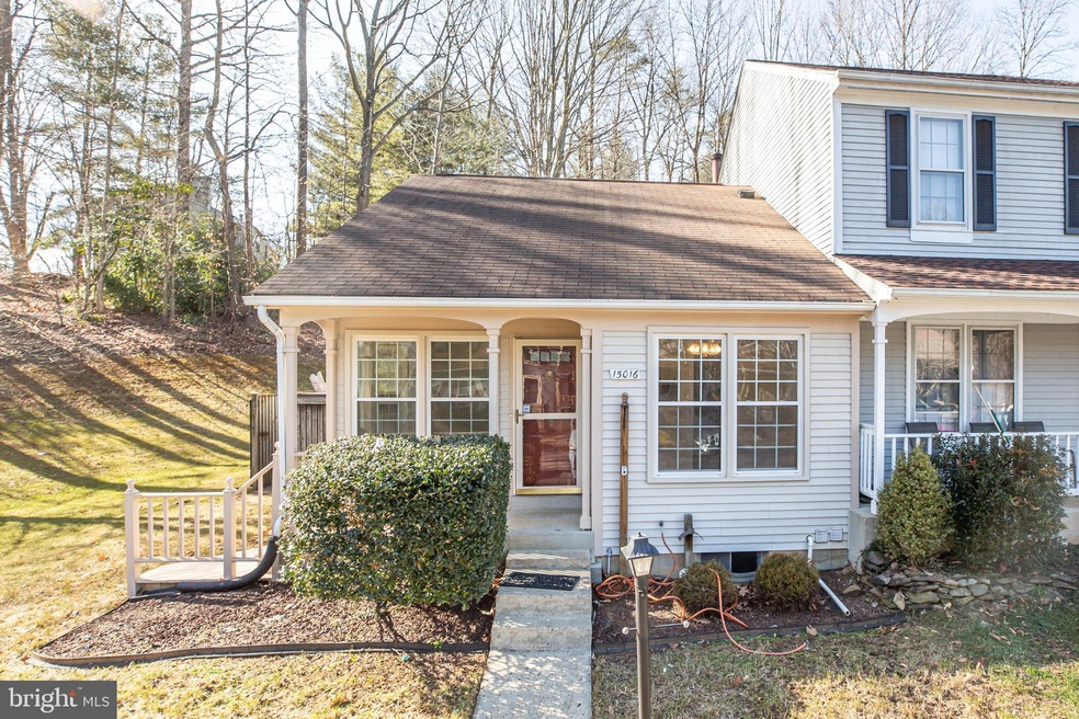 15016 Bridgeport Dr, Dumfries, VA 22025 - photo 1