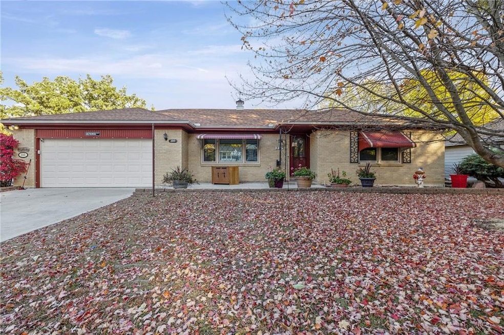 2215 N 82nd Terrace, Kansas City, KS 66109 - photo 1