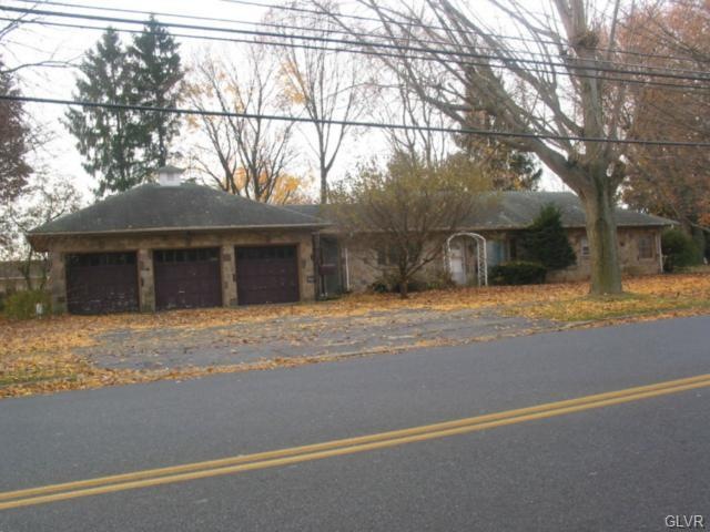 1417 Catasauqua Rd, Bethlehem, PA 18017 - photo 1