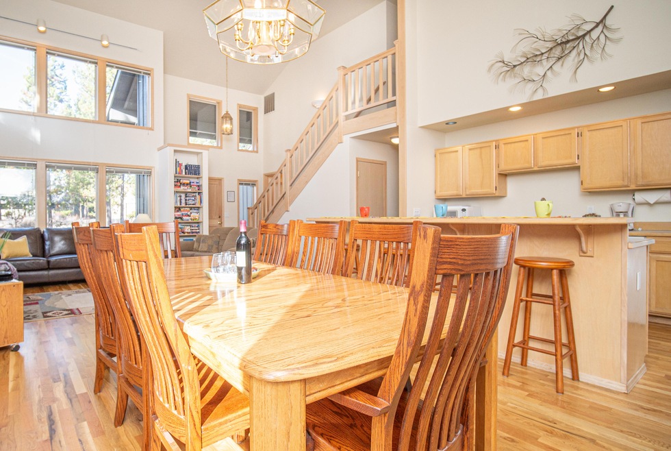 57792 Pyramid Mtn. Sunriver, OR 97707