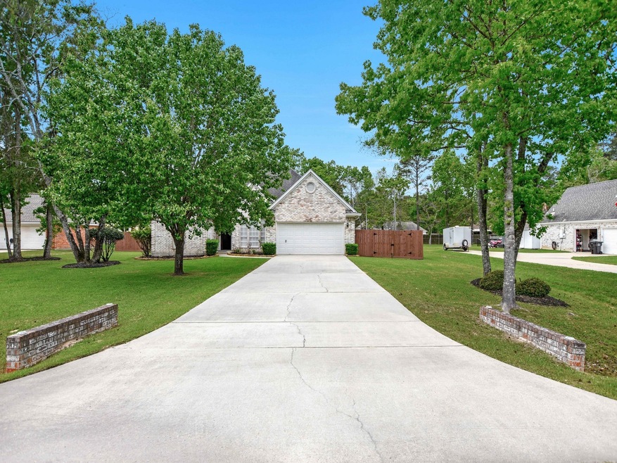 411 Mackintosh Dr, Magnolia, TX 77354 - photo 1