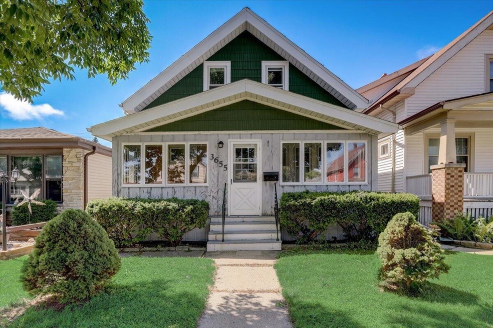 02-E Holmes Ave-002