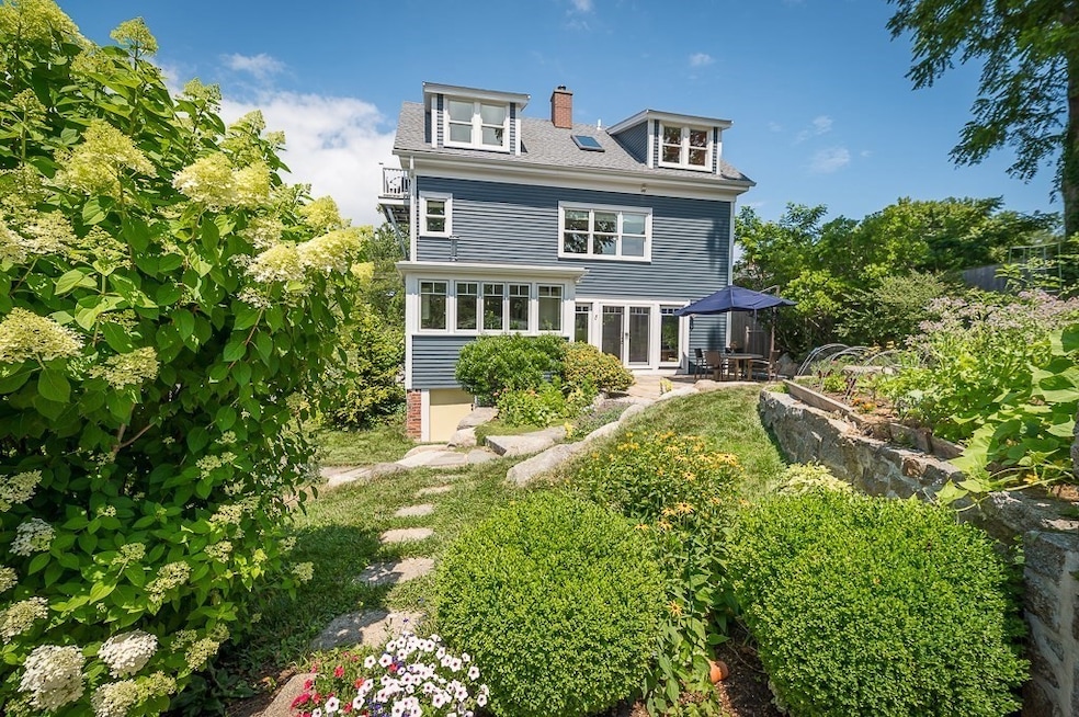 Sold $1,300,000 • Co-Listing Agent