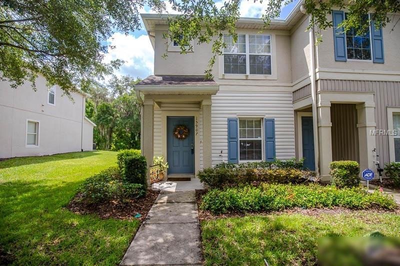 15907 Fishhawk View Dr, Lithia, FL 33547 - photo 1