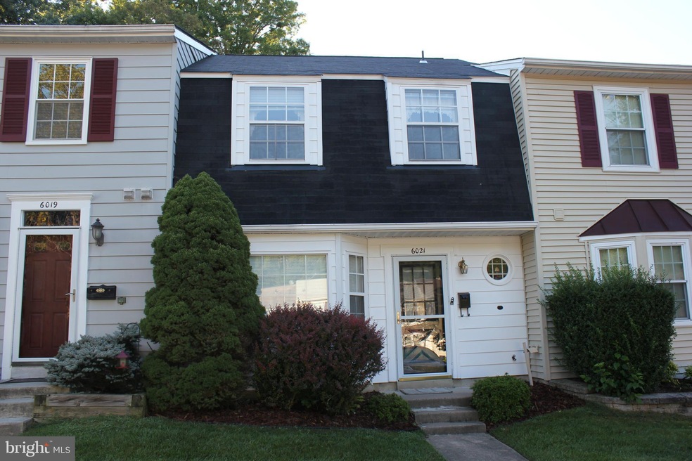 6021 Sweet Dale Ct, Springfield, VA 22152 - photo 1