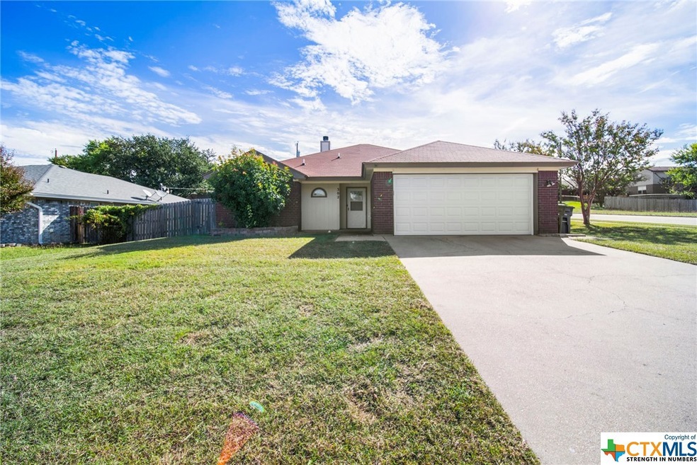 302 Wagontrain Cir, Copperas Cove, TX 76522 - photo 1