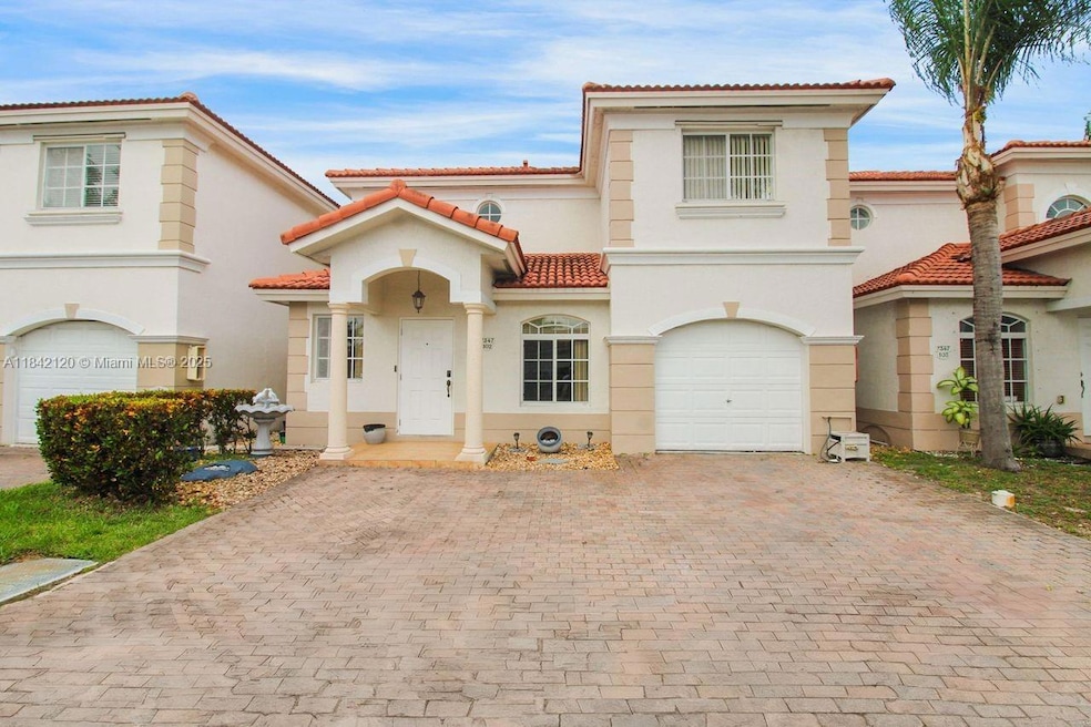 Under Contract $479,900