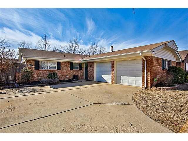 4204 NW 52nd St, Oklahoma City, OK 73112 - photo 1