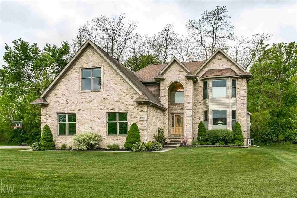 2881 Manchester Dr, Kimball, MI 48074 - photo 1