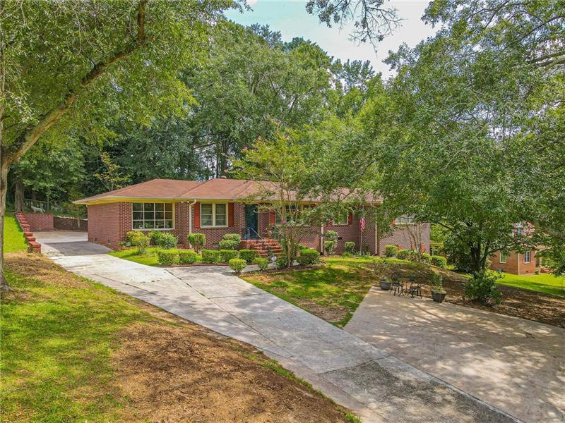 175 S Tusten St, Elberton, GA 30635 - photo 1