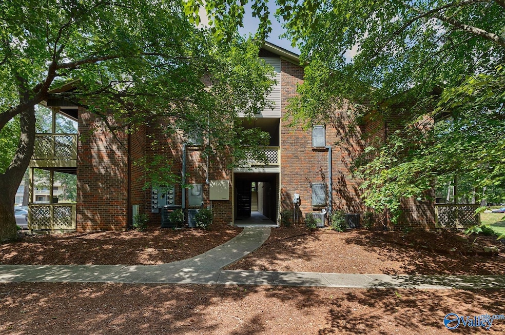 For Rent $1,430/month