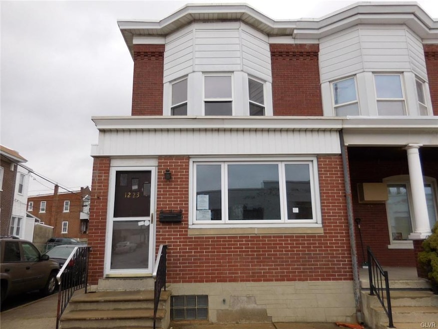 1223 W Allen St, Allentown, PA 18102 - photo 1