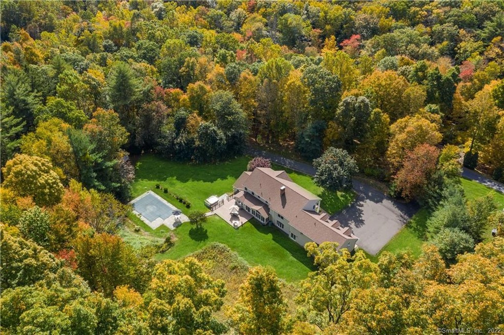 400 Charcoal Ave, Middlebury, CT 06762 - photo 1