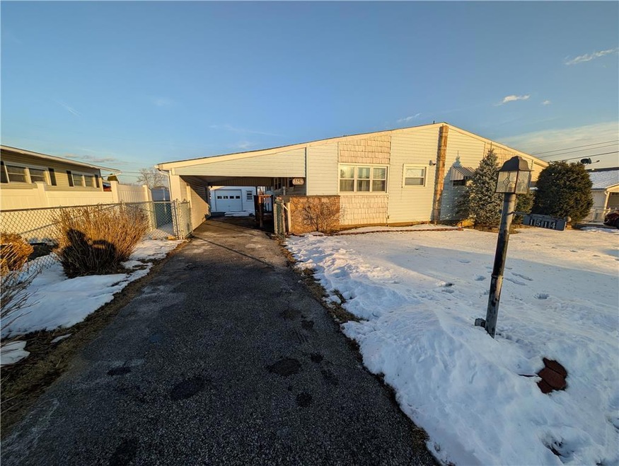 1514 Elayne St, Bethlehem, PA 18017 - photo 1