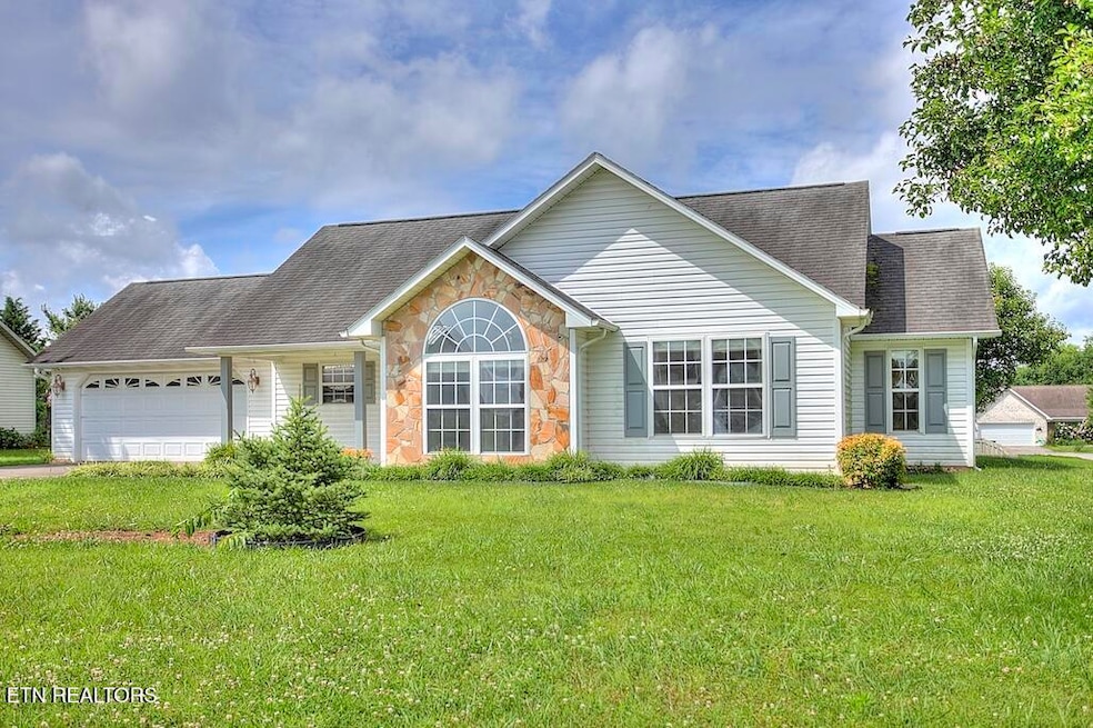 Sold $335,405 • Co-Listing Agent