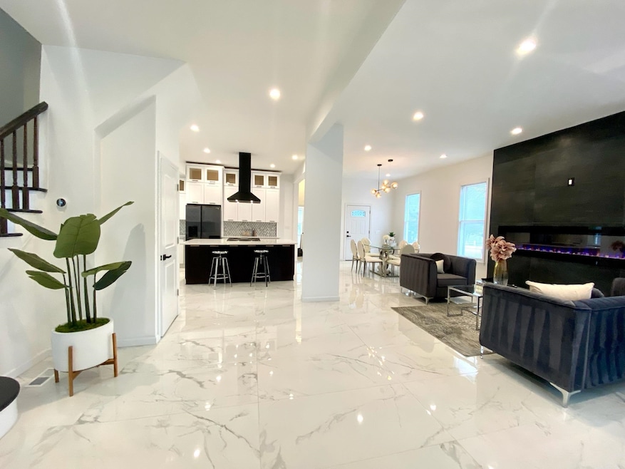 Sold $625,000 • Co-Listing Agent