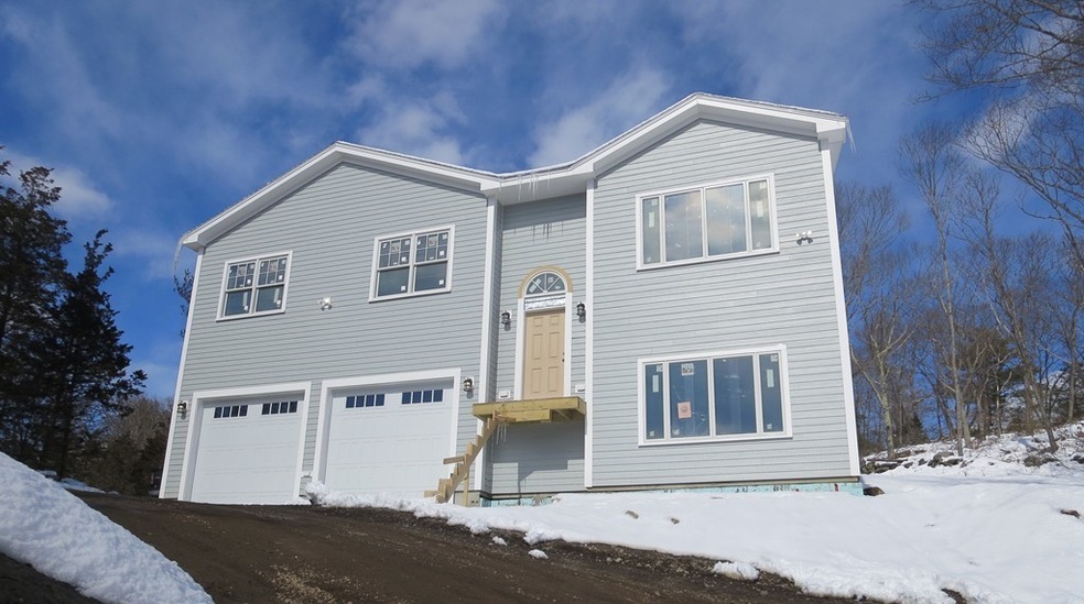 16 Causeway St, Gloucester, MA 01930 - photo 1