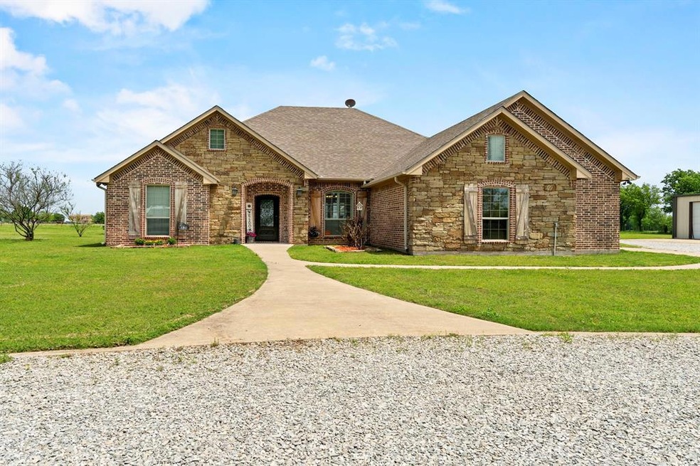 130 Green Rd, Sherman, TX 75092 - photo 1