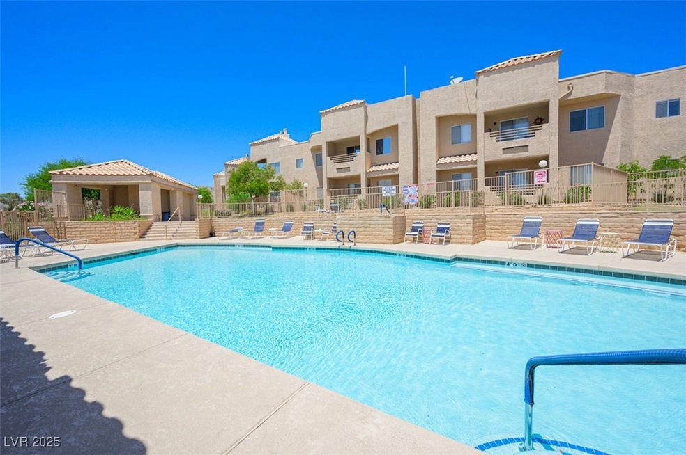 2240 Highpointe Dr unit 203, Laughlin, NV 89029 - photo 1