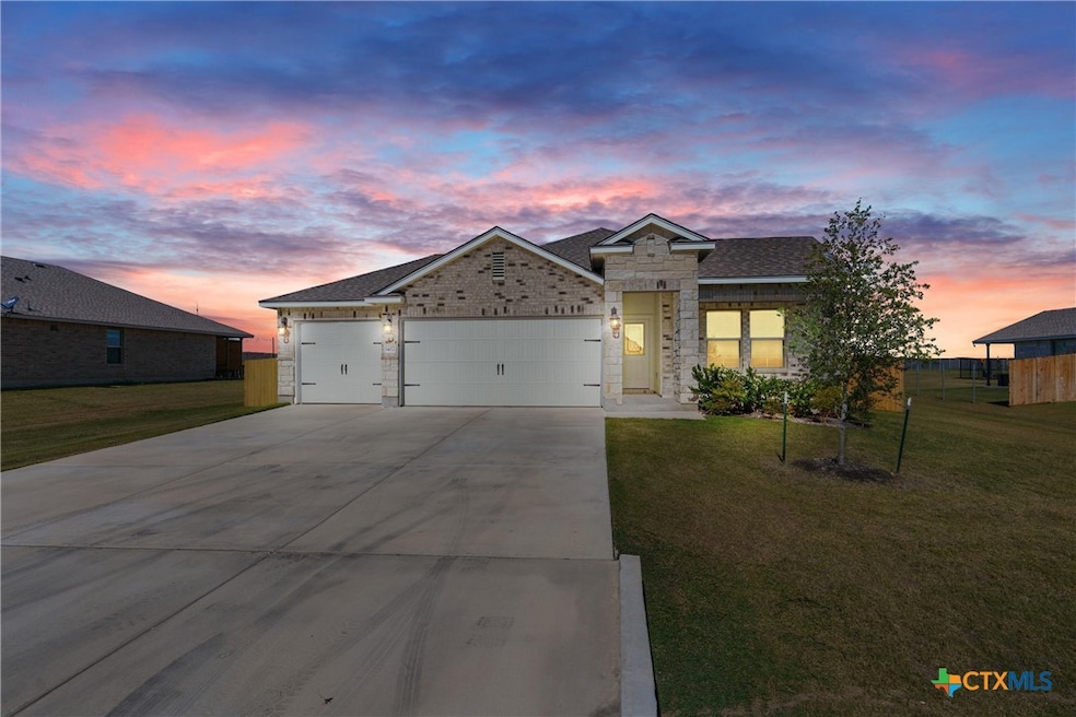 14072 Carsten Loop, Salado, TX 76571 - photo 1