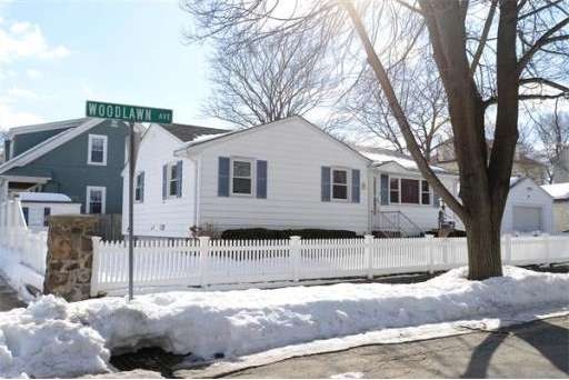 2 Woodlawn Ave, Peabody, MA 01960 - photo 1