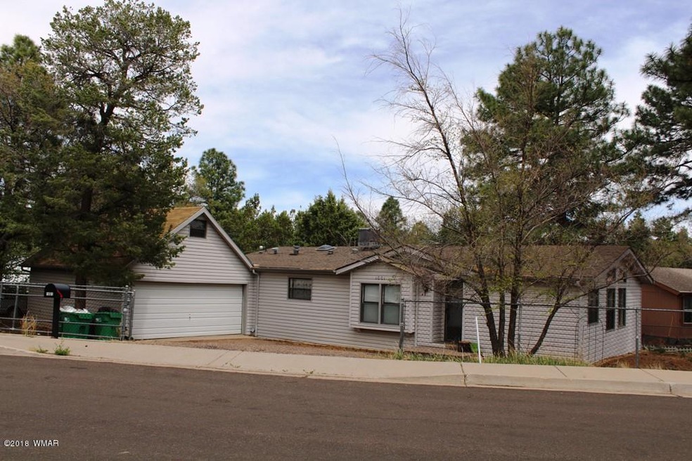 1001 S 11th Ave, Show Low, AZ 85901 - photo 1