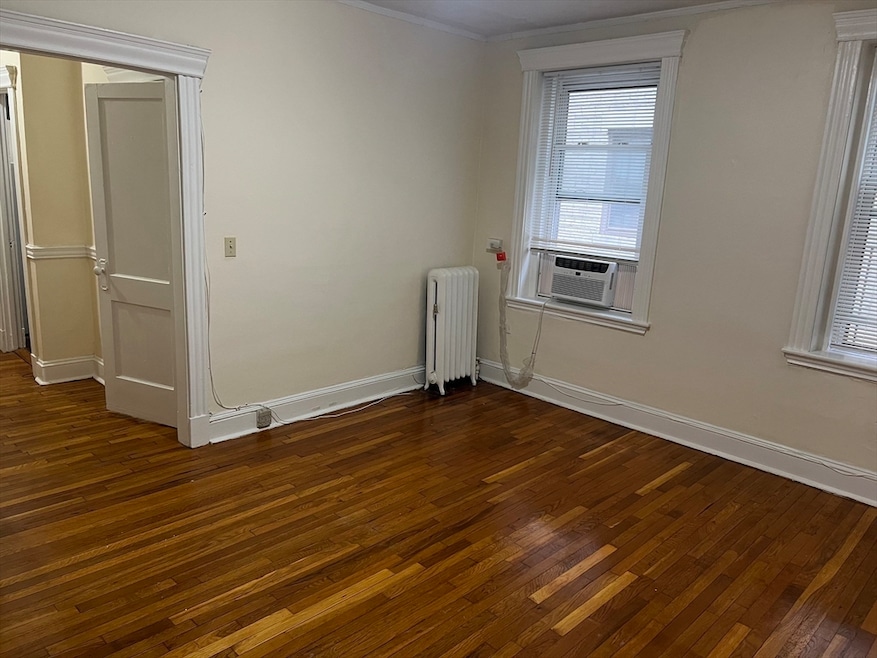 364 Riverway unit 15, Boston, MA 02115 - photo 1