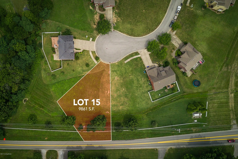 6204 Saskatchewan Dr, Louisville, KY 40228 - photo 1