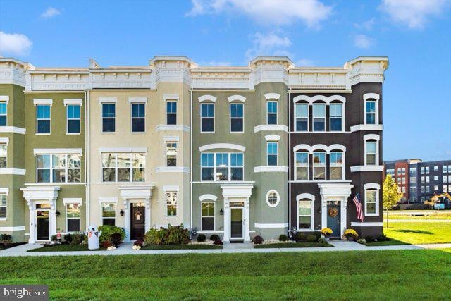 952 Holden Rd, Frederick, MD 21701 - photo 1