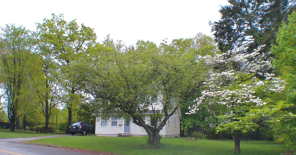 438 High St, Willimantic, CT 06226 - photo 1